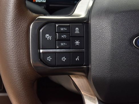 Certified 2025 Ford F250 King Ranch AWD/4WD image 23