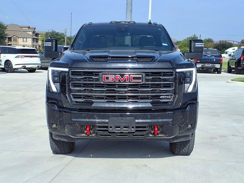 Used 2025 GMC Sierra 2500 AT4 w/ AT4 Premium Plus Package AWD/4WD image 2
