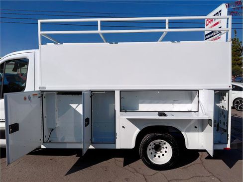 Used 2016 Ford Transit 350 138 DRW w/ Interior Upgrade Package image 21