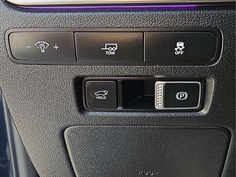Used 2024 Hyundai Palisade Limited AWD/4WD image 19