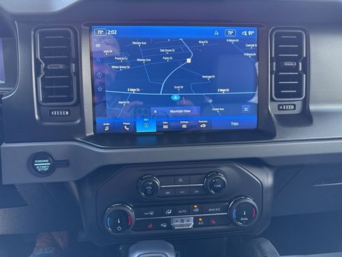 Used 2022 Ford Bronco Everglades image 20