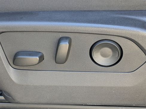 Used 2025 Chevrolet Silverado 1500 Custom Trail Boss image 21