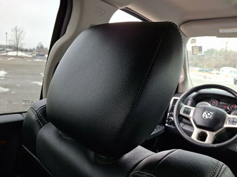 Used 2016 RAM 1500 Laramie w/ Convenience Group image 14