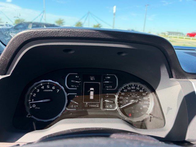 Used 2018 Toyota Tundra SR5 w/ SR5 Upgrade Package RWD image 15
