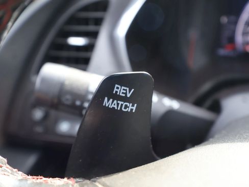 Used 2014 Chevrolet Corvette Stingray Coupe w/ 2LT Preferred Equipment Group image 21