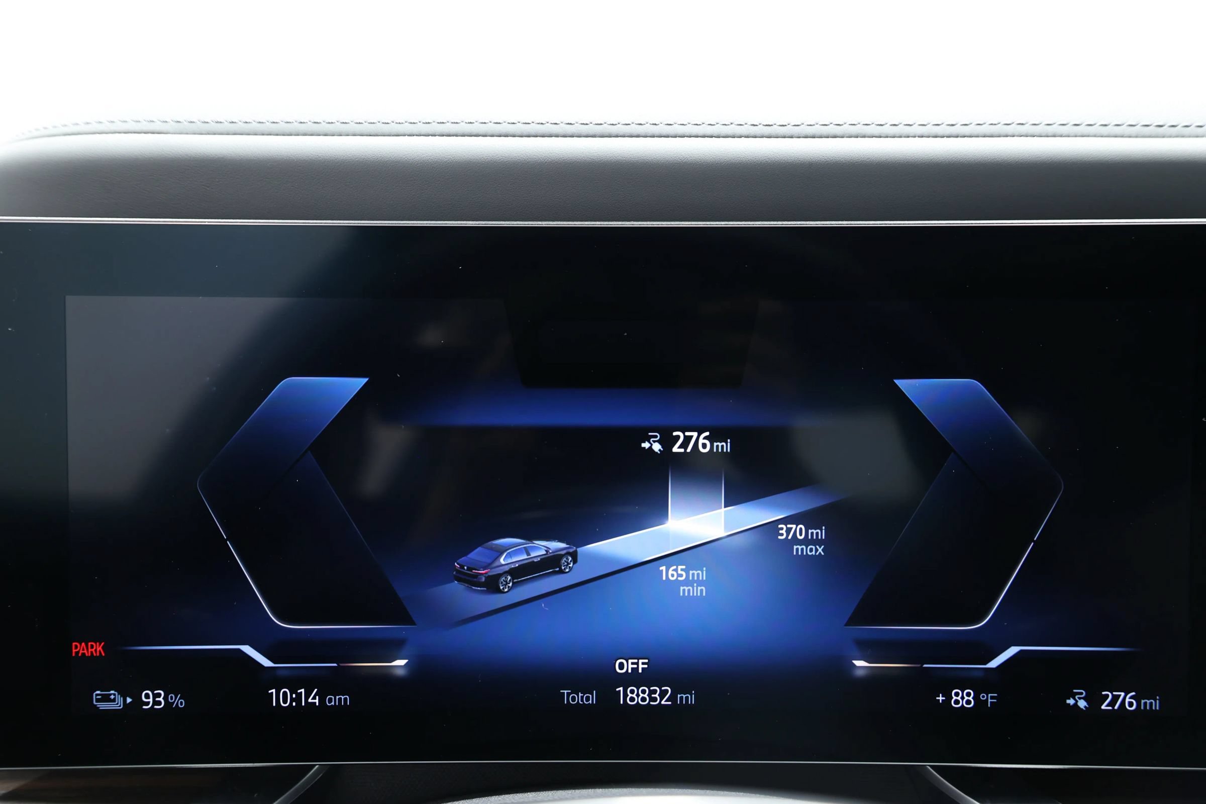 Used 2023 BMW i7 xDrive60 AWD/4WD image 26