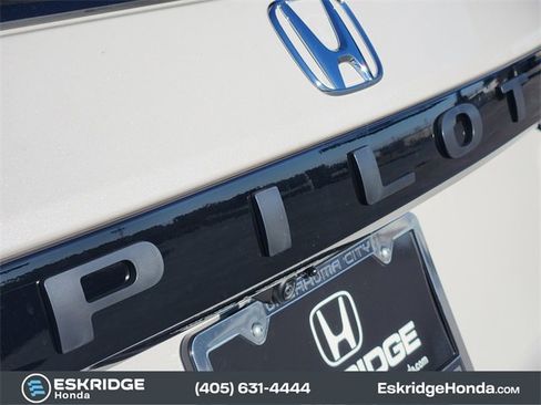 New 2025 Honda Pilot TrailSport image 7