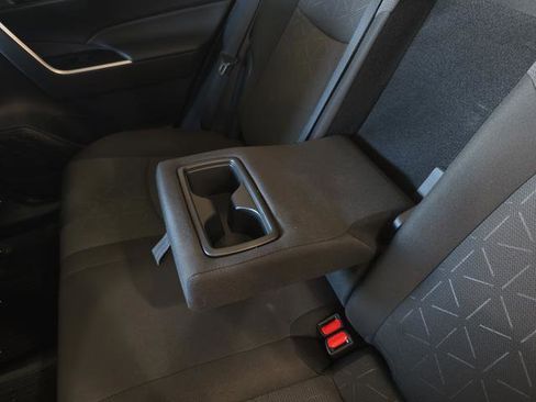 Used 2025 Toyota RAV4 XLE image 24