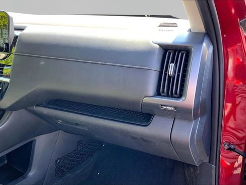 Used 2023 Nissan Pathfinder SL w/ Lighting Package (N92) AWD/4WD image 19