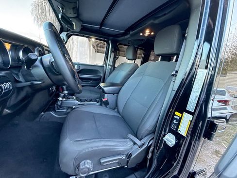 Used 2021 Jeep Wrangler Unlimited Sport S image 22