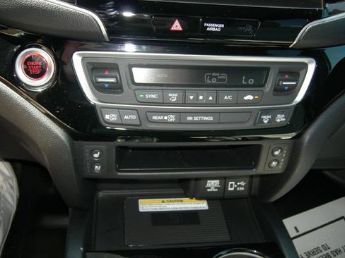 Used 2019 Honda Passport Elite image 16