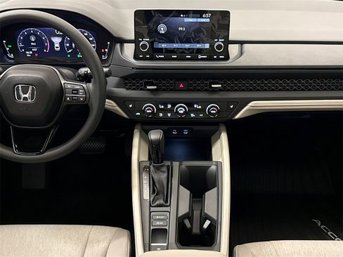 New 2025 Honda Accord SE image 10