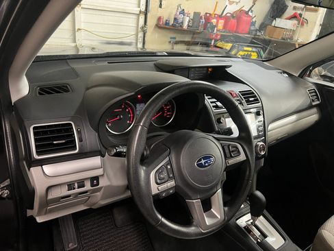 Used 2018 Subaru Forester 2.5i Premium w/ Popular Package #2A AWD/4WD image 21
