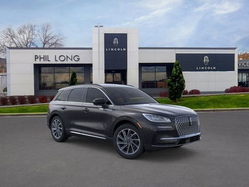 New 2025 Lincoln Corsair AWD w/ Equipment Group 101A image 7