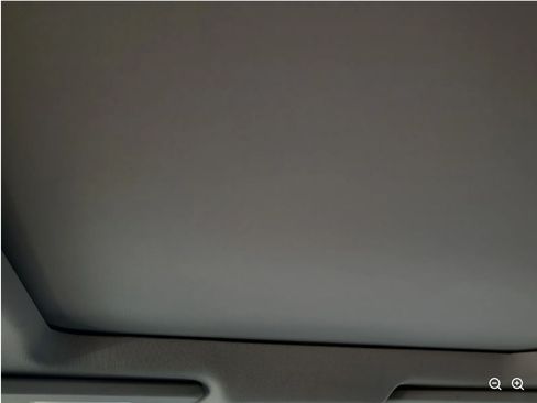 Used 2021 Nissan Rogue SV w/ Premium Package AWD/4WD image 4