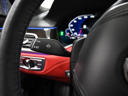 Used 2022 BMW ALPINA B7 xDrive w/ Luxury Rear Seating Package image 57