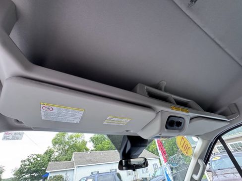 Used 2017 Ford Transit 150 XLT image 35