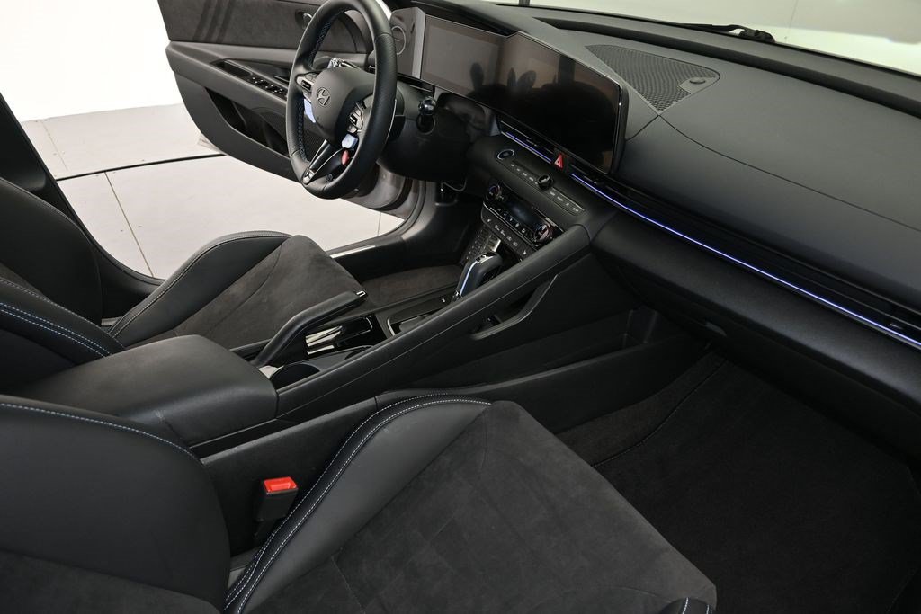 Used 2026 Hyundai Elantra N FWD image 12