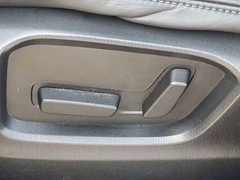 Used 2017 MAZDA CX-5 Touring w/ Preferred Equipment Package image 26