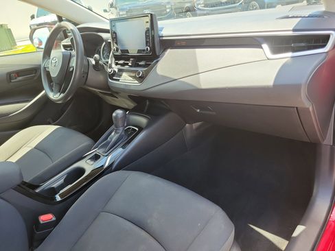Used 2022 Toyota Corolla LE w/ LE Convenience Package FWD image 15