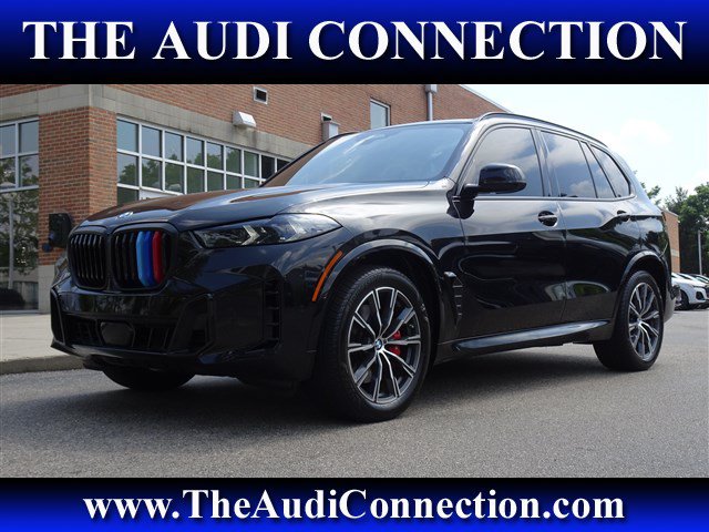 Used 2024 BMW X5 xDrive40i w/ M Sport Package AWD/4WD image 1
