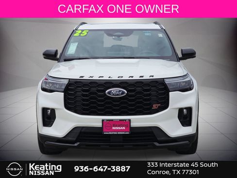 Used 2025 Ford Explorer ST w/ Sun And Sound Package AWD/4WD image 4