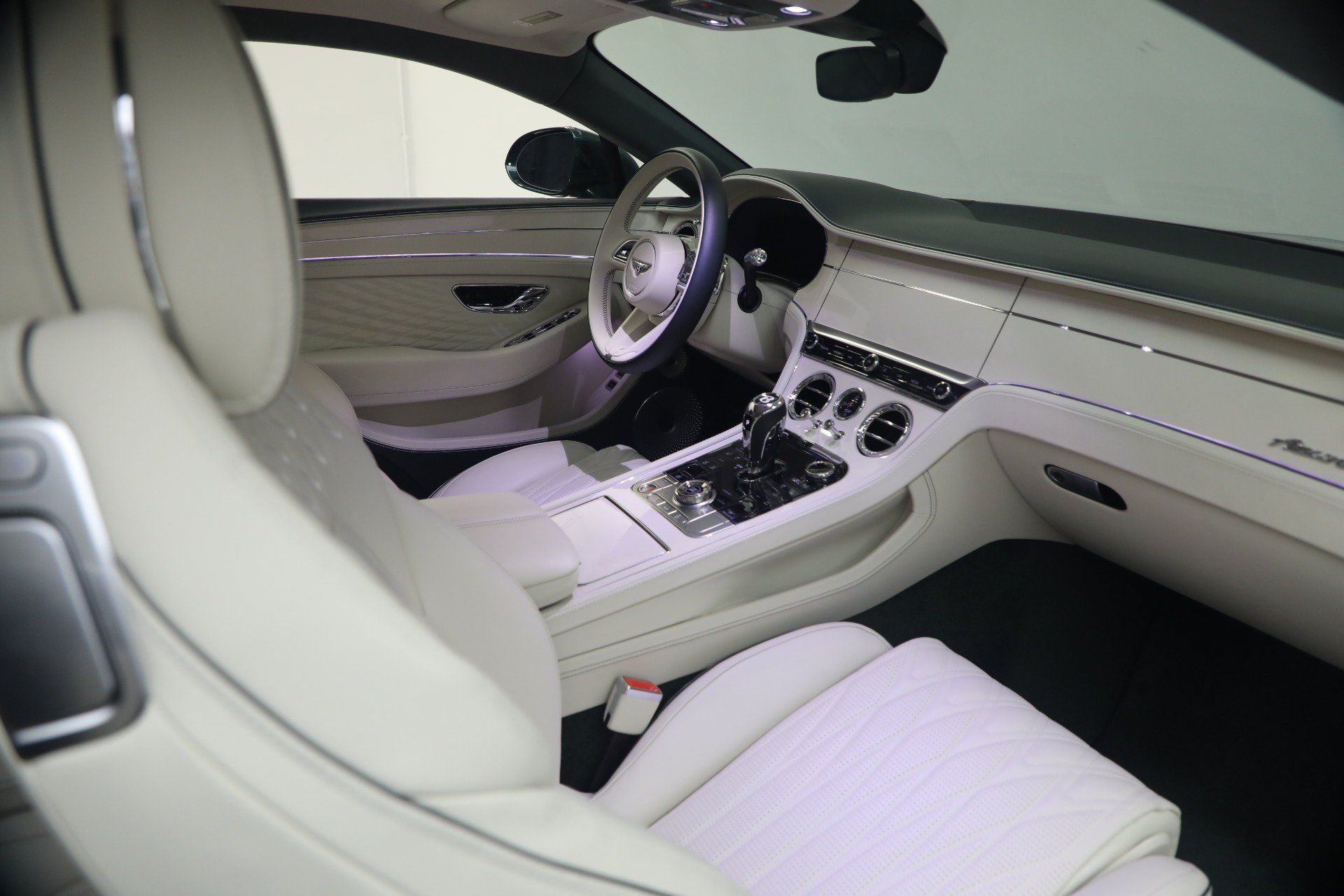 Certified 2026 Bentley Continental GT Azure AWD/4WD image 22