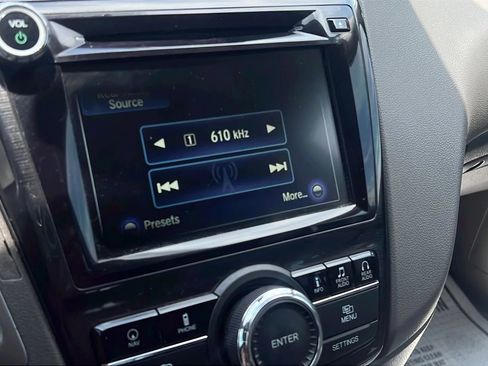 Used 2016 Honda Odyssey Touring image 17