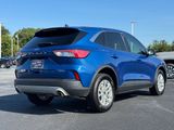 Used 2022 Ford Escape SE image 3