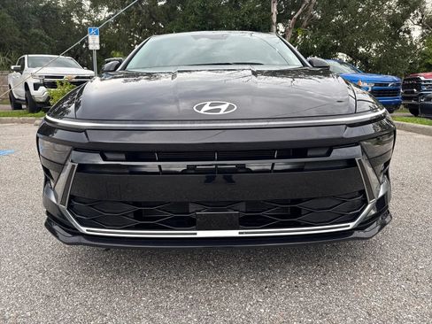 Used 2025 Hyundai Sonata SEL FWD image 4