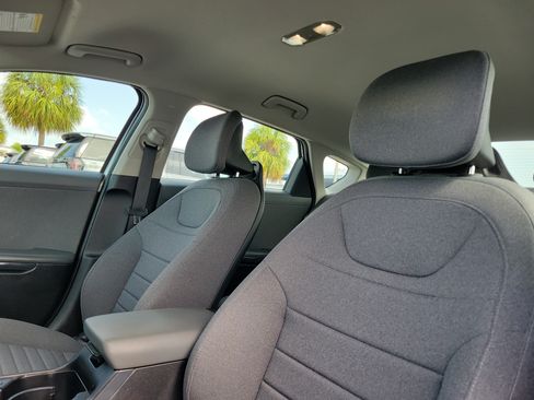 Used 2025 Kia K4 EX FWD image 21