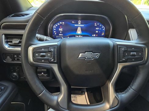 Used 2023 Chevrolet Tahoe Z71 w/ Luxury Package AWD/4WD image 34