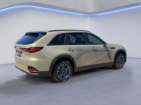 Certified 2025 MAZDA CX-70 3.3 Turbo w/ Preferred Package image 3