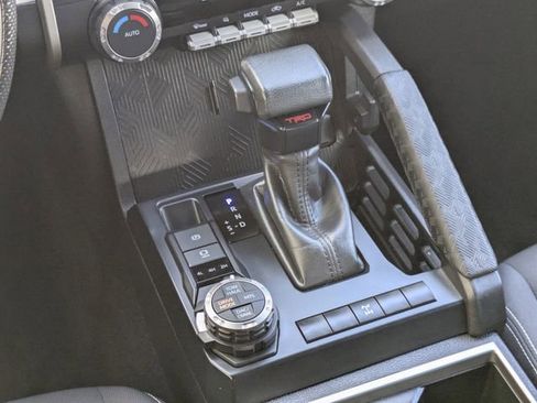 Used 2024 Toyota Tacoma TRD Off-Road image 14