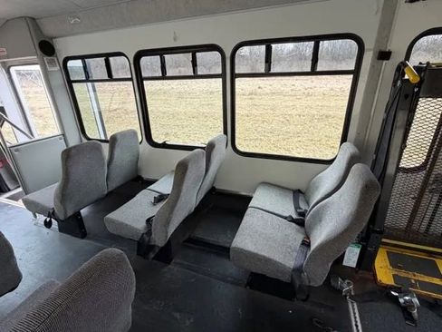 Used 2013 Ford E-350 and Econoline 350 Super Duty w/ Shuttle Bus Prep Pkg RWD image 37