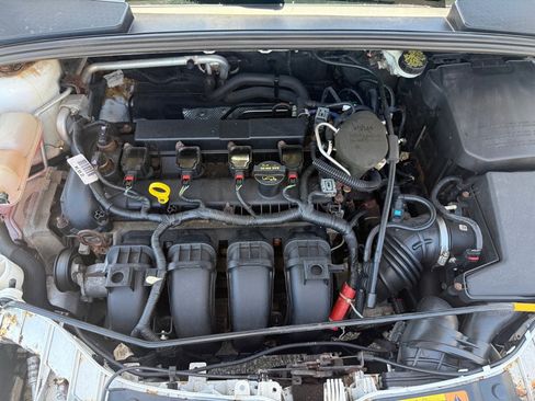 Used 2014 Ford Focus S FWD image 13