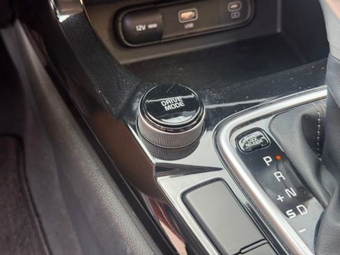Certified 2024 Kia Seltos S FWD image 20