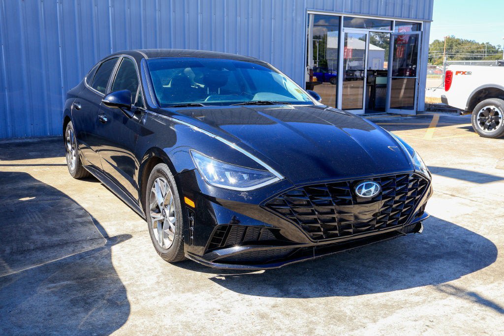 Used 2020 Hyundai Sonata SEL w/ Convenience Package FWD image 4