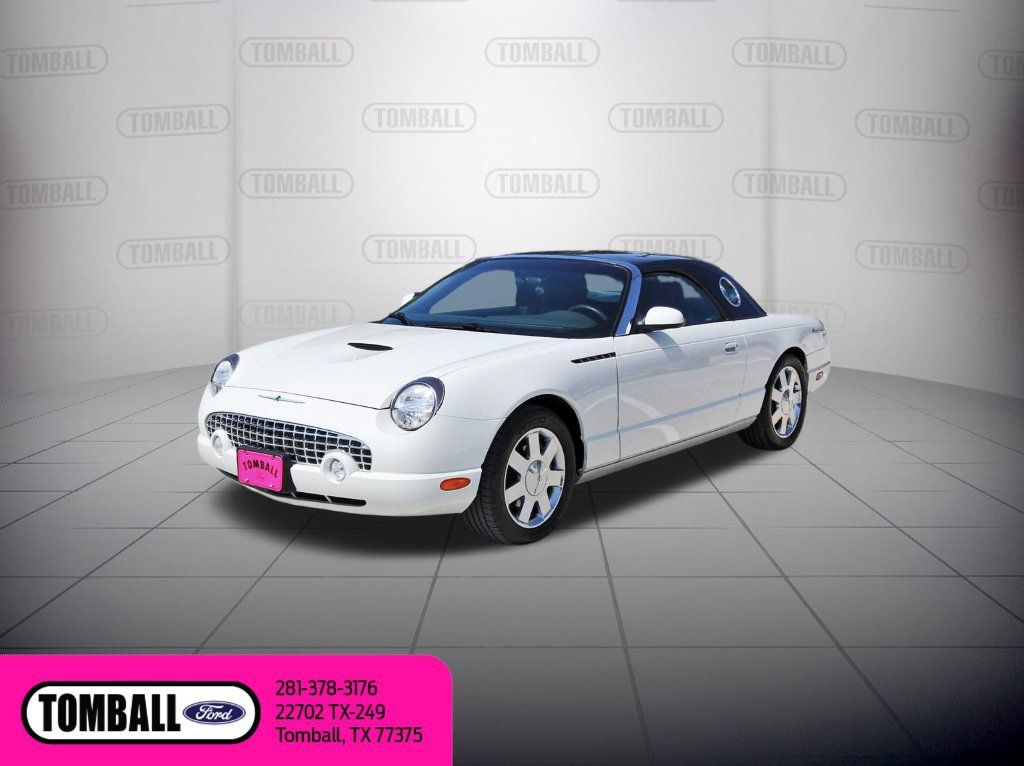 Used 2002 Ford Thunderbird RWD image 3