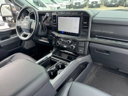 Used 2024 Ford F350 Lariat w/ Chrome Package AWD/4WD image 19