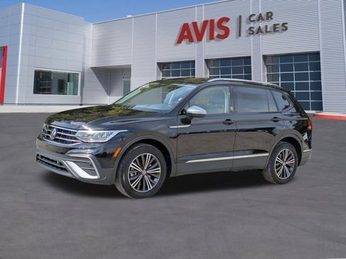 Used 2024 Volkswagen Tiguan Wolfsburg Edition image 1