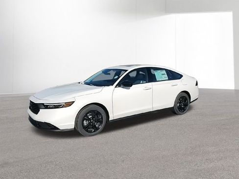New 2025 Honda Accord SE image 4