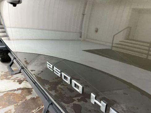 Used 2022 Chevrolet Silverado 2500 Custom w/ Custom Convenience Package AWD/4WD image 30
