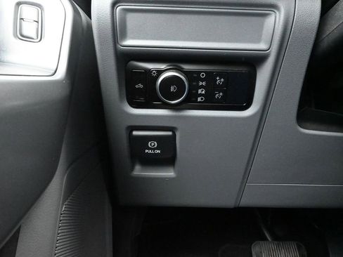 Used 2023 Ford F150 XLT w/ Trailer Tow Package image 18