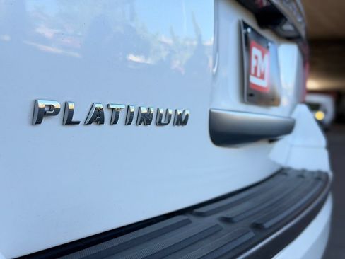 Used 2017 Ford Expedition Platinum AWD/4WD image 20