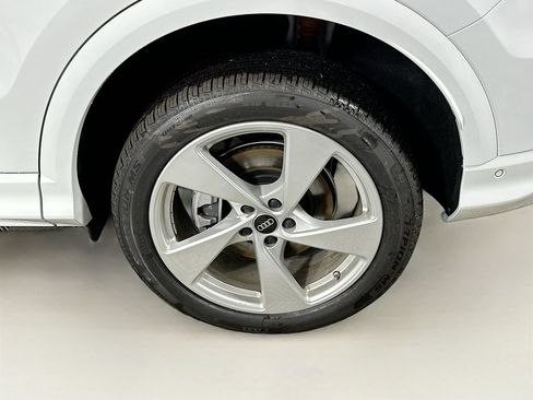 Used 2025 Audi Q5 Premium Plus AWD/4WD image 24
