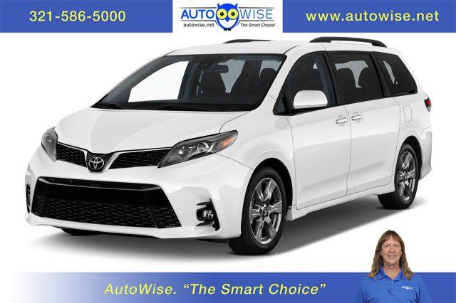 Used 2019 Toyota Sienna LE FWD image 1