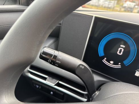 New 2026 Hyundai Tucson SE image 31