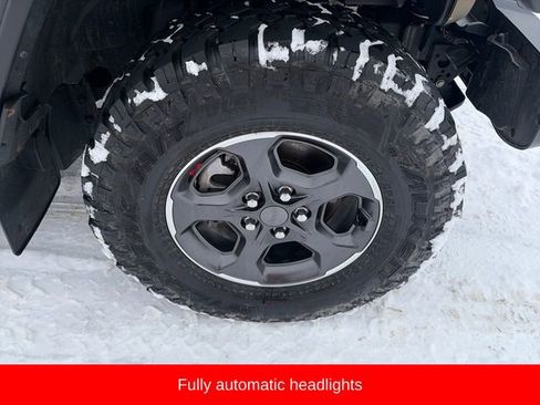 Used 2022 Jeep Gladiator Rubicon w/ Cold Weather Group image 13