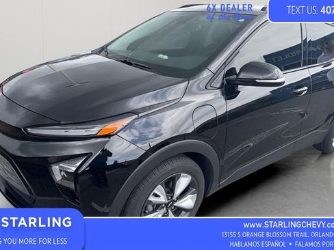 Used 2023 Chevrolet Bolt EUV LT w/ Convenience Package FWD image 1